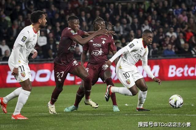 欧协-恩昆库菲利克斯梅开二度 切尔西8-0诺亚